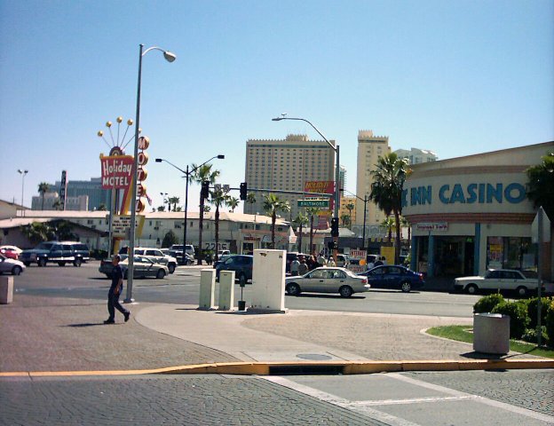 13mar0002